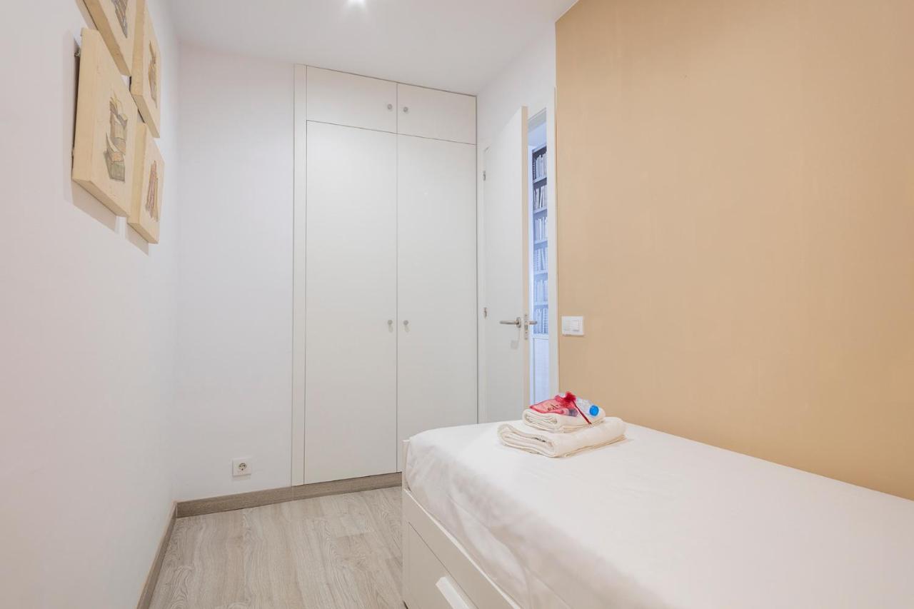 Alcam Books Appartement Barcelona Buitenkant foto